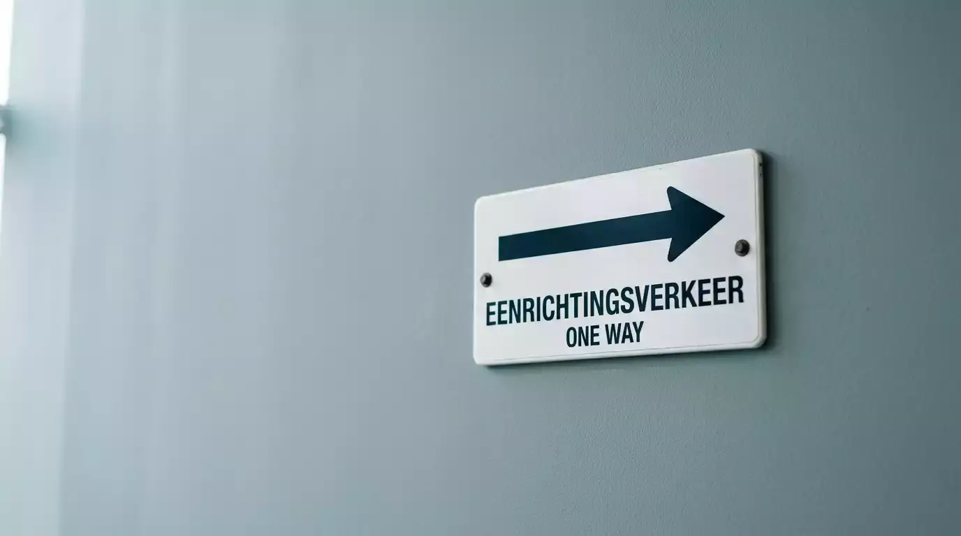 Pijl die alleen een richting wijst, symbool voor Sofort als eenrichtingsbetaalmethode zonder uitbetaling